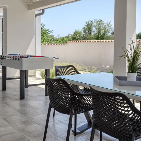 Dream House By Interhome Villa Pula