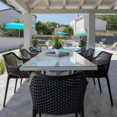 Dream House By Interhome Villa Pola