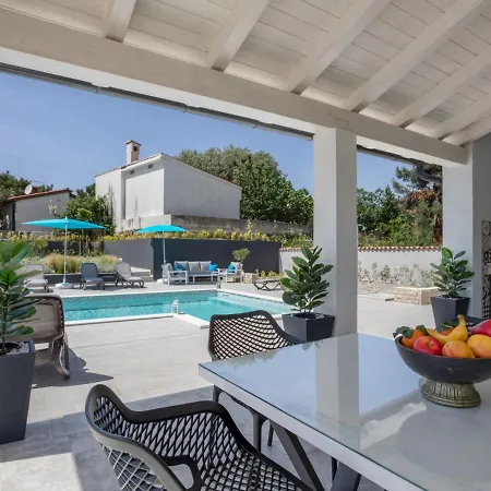 Dream House By Interhome