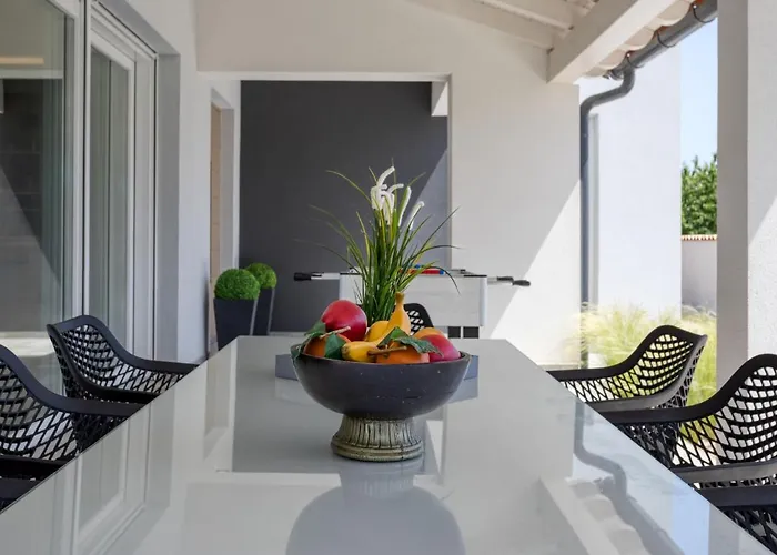 Dream House By Interhome * Pula